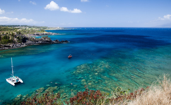 You are currently viewing American: Phoenix – Maui, Hawaii (and vice versa). $277. Roundtrip, including all Taxes
