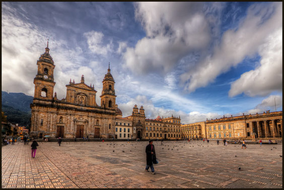 Read more about the article American: Phoenix – Bogota, Colombia. $415. Roundtrip, including all Taxes
