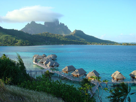 Read more about the article United: Los Angeles – Papeete, Tahiti, French Polynesia. $692. Roundtrip, including all Taxes