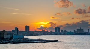 Read more about the article American: Phoenix – Havana, Cuba. $278. Roundtrip, including all Taxes