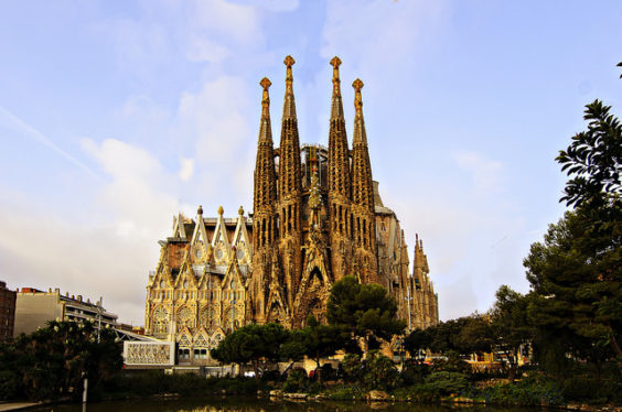 You are currently viewing United: Portland – Barcelona, Spain. $506 (Basic Economy) / $646 (Regular Economy). Roundtrip, including all Taxes