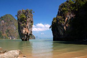 Read more about the article Singapore Air: Los Angeles – Phuket, Thailand. $648. Roundtrip, including all Taxes
