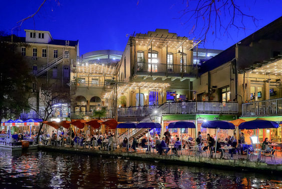 You are currently viewing American: Portland – San Antonio, Texas (and vice versa). $216. Roundtrip, including all Taxes