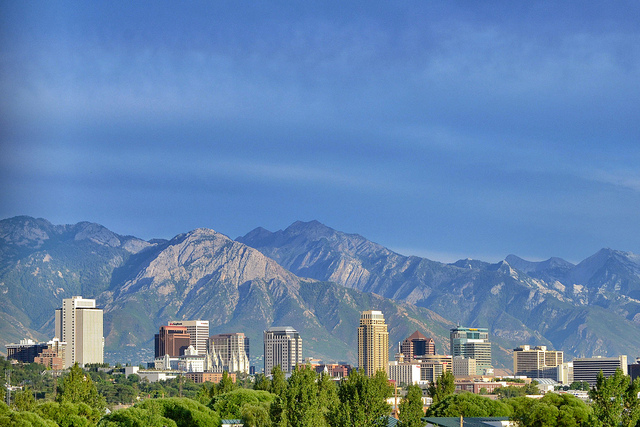 You are currently viewing The Shorthaul – Southwest: Phoenix – Salt Lake City, Utah (and vice versa). $118. Roundtrip, including all Taxes